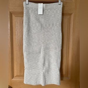 NWT Cream Abercrombie Sweater Ribbed Midi Skirt. Size Small Petite.